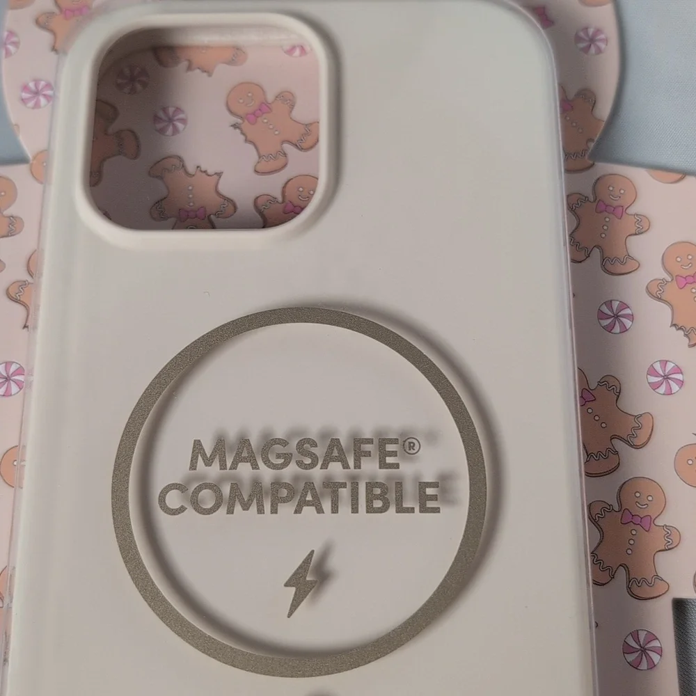 XO Poppy Cream Colored iPhone 16 Pro Max Case
